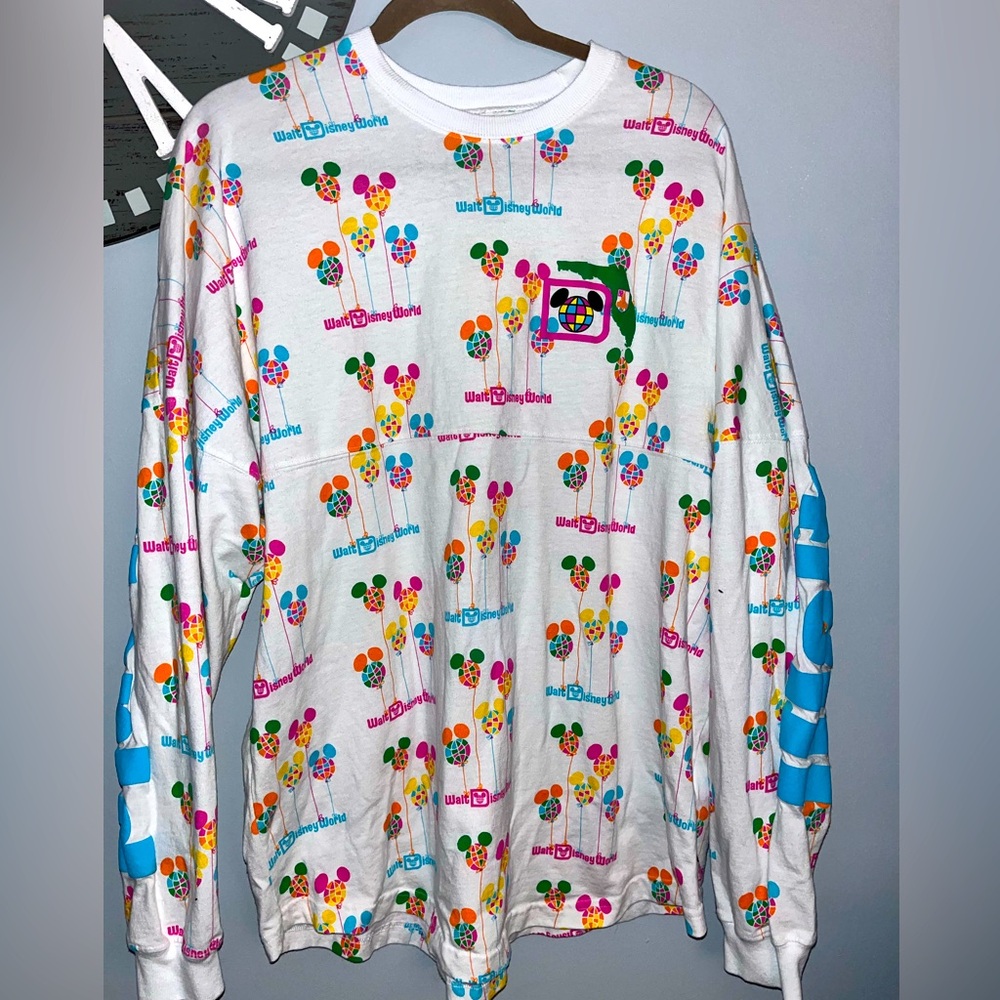 Disney Vault Collection long sleeve colorful thick t-shirt size XL